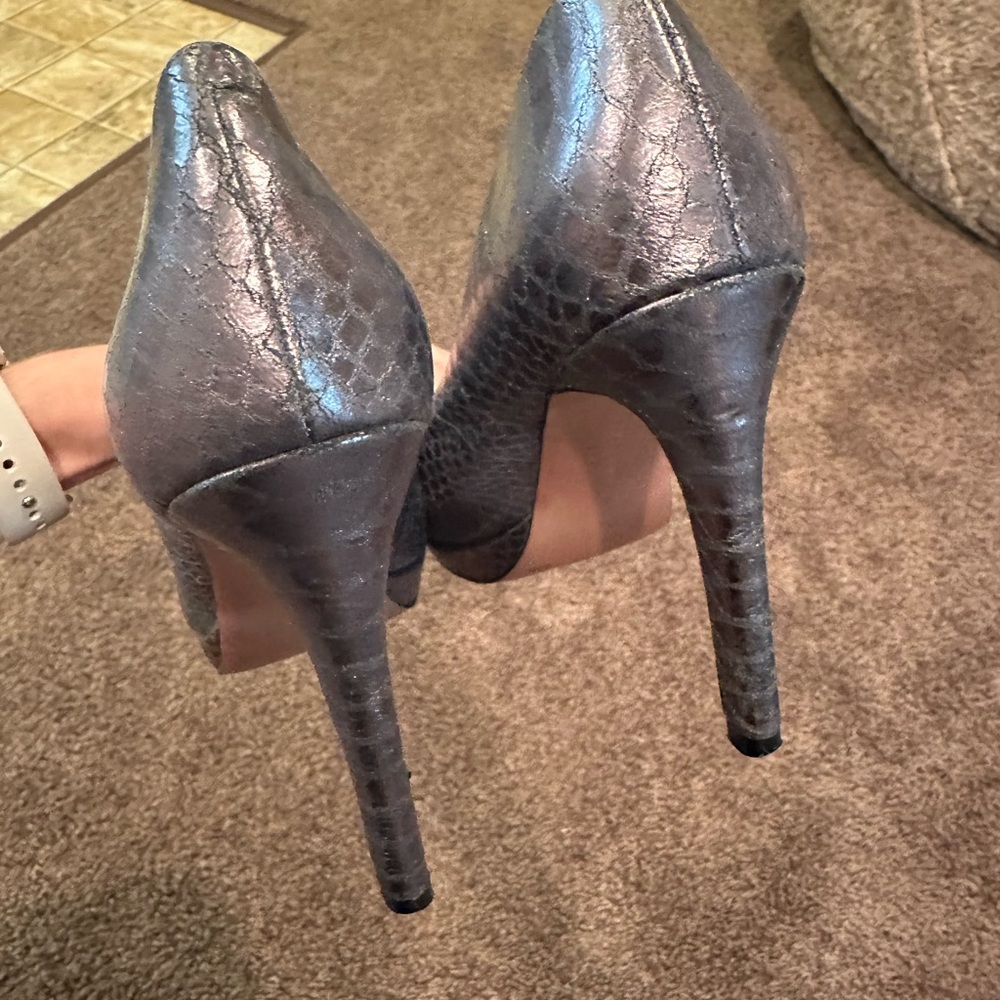 Worn Once! Bcbgeneration Platform Stilettos, Purp… - image 4